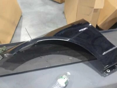 Guardabarros delantero izquierdo usado se adapta a: Mercedes-benz Mercedes clase e 212 2012 tipo SDN E2 Foto 1 de 4