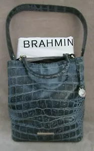 Bolso de Mano BRAHMIN Amelia Velo de Obsidiana Italiano En relieve Cuero Cubo Nuevo con Etiquetas - Imagen 1 de 12