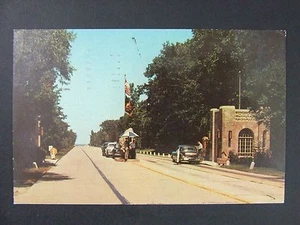 Chesterton Indiana IN Dunes State Park Gatehouse Entrance Vintage Postcard 1967 - Picture 1 of 2