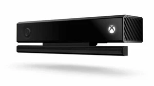 Kinect 2 V2 Bewegungssensor Xbox One neuwertig - schneller und kostenloser Versand - Bild 1 von 1