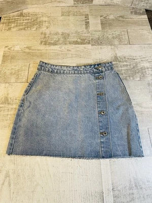 Minifalda vaquera Forever 21 para mujer pequeña abotonada dobladillo crudo azul Jean Foto 1 de 4