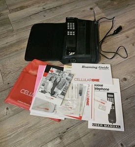Motorola Cellular One Brick Bag Style Phone Original Papers Untested For Parts - Afbeelding 1 van 7