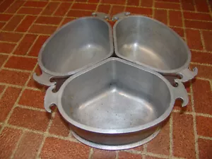 Vintage GUARDIAN SERVICE Aluminum Cookware Triangle Pans Set of 3 no lids - Picture 1 of 3