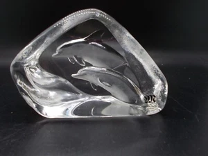 Mats Jonasson Schweden Voll Bleikristall Delfin Eisberg Briefbeschwerer signiert - Bild 1 von 3