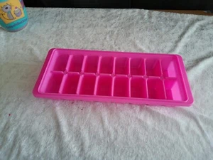 Eiswürfelform/neu/Kunststoff/pink - Bild 1 von 4