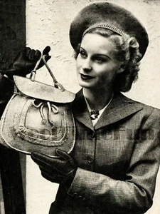 Knitting Pattern Vintage 1940s WW2 Womens Beret Halo Hat & Hand Bag. - Picture 1 of 1
