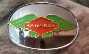 Acabado de espejo con hebilla de cinturón de motocicleta vintage KAWASAKI y emblema esmaltado. E 232 - Imagen 1 de 7