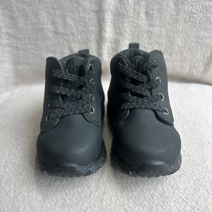 Wonder Nation Infant Hiking Boots NEW Size 4 Black Easy On/Off - Picture 1 of 7