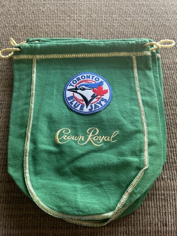MLB Toronto Blue Jays Logo’d CROWN ROYAL BAGS 1 Liter 9x7 Cover