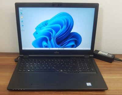 15,6" Fujitsu Lifebook E458  i5-7200U 3,1GHz 32GB Ram 25H2 256GB SSD 1920x1080 - Bild 1 von 4