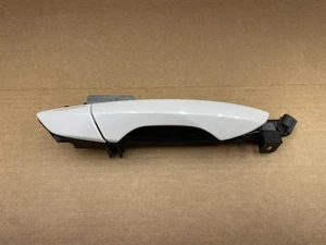 721452. Manija exterior puerta lateral derecha trasera Acura TLX 2020-2024 OEM - Imagen 1 de 17