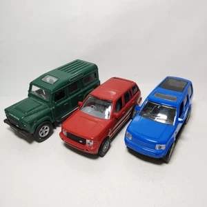 3x HTI Toys Land Rover Models Defender 110 Scale 1:31 Green Red L322 Blue  - Bild 1 von 18