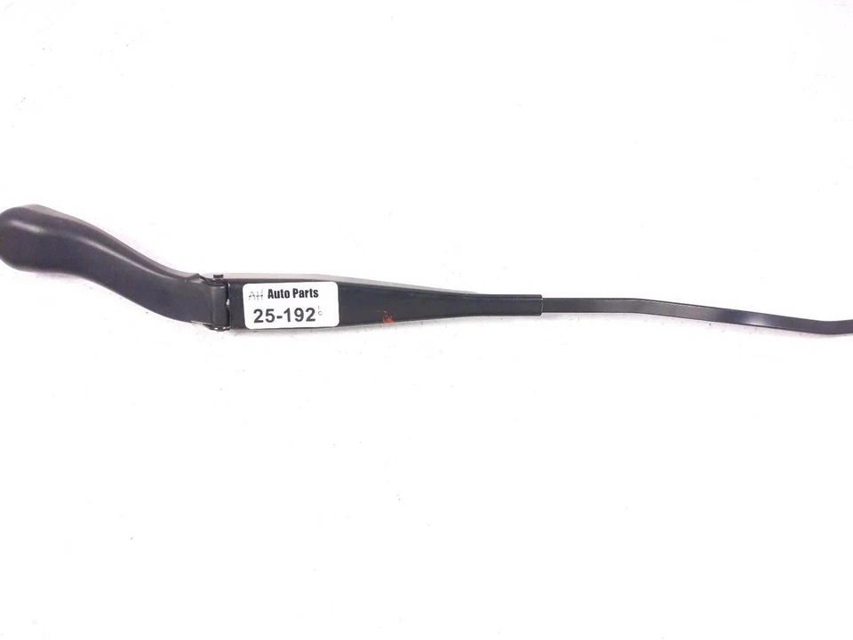 2023 Mercedes-Benz C300 Left Driver Windshield Wiper Arm 206-820-19-01 - Image 1 of 4