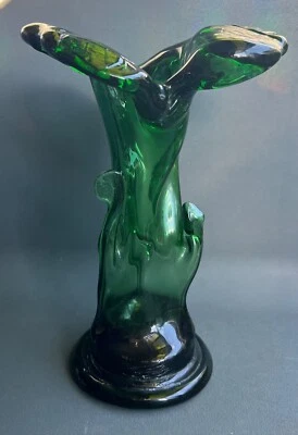 Vase Abstrakte Brutalistische Form Dunkelgrün  Glas Mundgeblasen  24 cm H. - Bild 1 von 4
