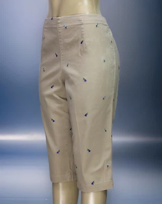 Pantalones capri para mujer ciervo blanco elásticos beige bordados talla 12 Foto 1 de 4