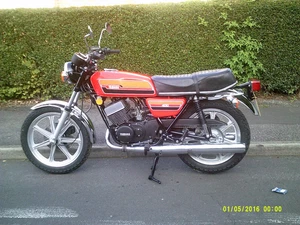 1977 Yamaha RD400 Classic - Picture 1 of 9