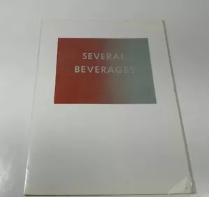 Pin de menú y solapa vintage ED RUSCHA ""Varias bebidas"" para restaurante DC3 - Imagen 1 de 5