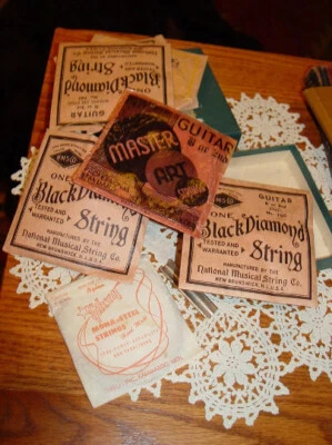 Vintage Black Diamond, Gibson, Master Art Guitar & Banjo Strings - Image 1 of 3