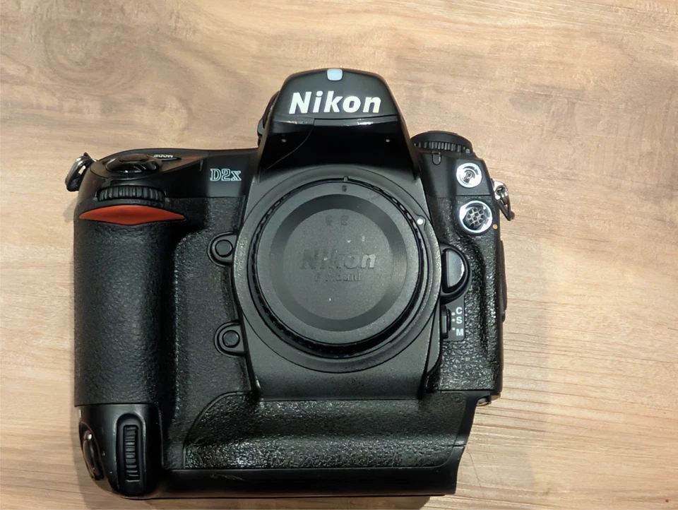 Firmware Nikon D2X (solo cuerpo) 2.0 Foto 1 de 4
