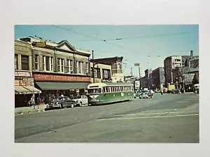 Chicago, Illinois Transit, Green Hornet Street Car Neisner Sign UNP Postcard A-3 - Picture 1 of 3