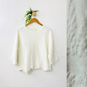J.O.A Los Angeles Cream 3/4 Sleeve Light Knit Top Scalloped Hem Sweater Size M - Picture 1 of 9
