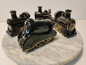 Set Of 4 Vintage Choo Choo Train Ashtray Black with Gold Accents Japan - Picture 1 of 19