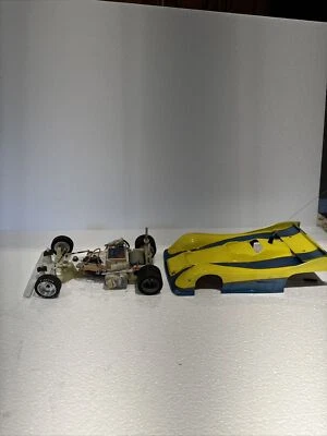 ORIGINAL VINTAGE ASSOCIATED RC12E ONROAD PAN CAR 1/12 SCALE - Image 1 of 4