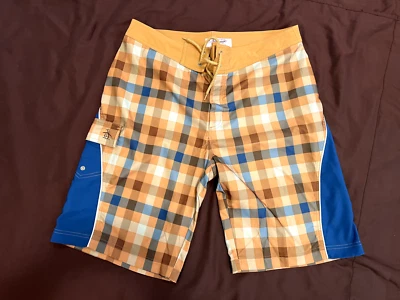 Penguin Swim Trunks Munsing Wear Size 34 Mens Unique Pattern Quality Summer - Image 1 of 4