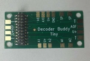NixTrainz | Decoder Buddy Mini (1k Ohm Widerstände Onboard) | Squeaky's Trains - Bild 1 von 1