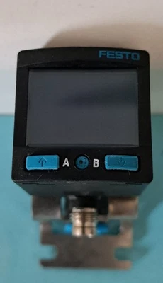 festo pressure sensor SPAN-B2R-G18F-PN-PN-L1 8003300 - Image 1 of 4