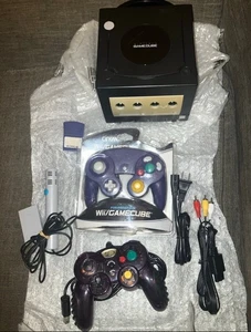 GAMECUBE CIB: HDMI, AC ADAPTER & POWER CORDS, MIC, & MEMORY CARD, NEW CONTROLLER - Picture 1 of 9