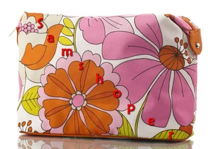 Süße Kosmetiktasche Clinique Blumenmuster - Bild 1 von 4