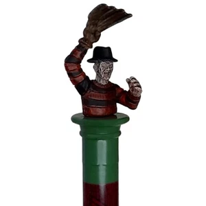 Freddy Krueger Años 90 Novedad Pluma Figura Pesadilla en Elm Street Película de Terror De Colección - Imagen 1 de 5