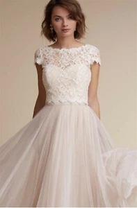 NUEVO CON ETIQUETAS-DAÑADO BHLDN Tadashi Shoji Sydney Topper Talla Mediana P/N 41068834 - Imagen 1 de 6