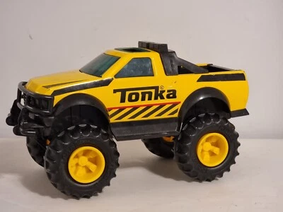TONKA Off Road Pickup Truck 2012 missing Winch Collectable Toy - Image 1 of 4