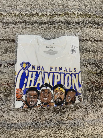 Fanatics Golden State Warriors 2022 NBA Finals Champs Caricature T-Shirt Large L Cover