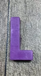 Fisher Price Scrivania Giorno Scuola SOSTITUZIONE MAGNETICA Alfabeto Lettera (L) Vintage 1972 - Foto 1 di 3