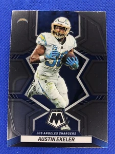 2022 #102 Austin Ekeler Panini Mosaico Fútbol - Imagen 1 de 2