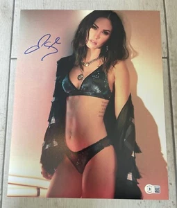 MEGAN FOX SIGNED AUTOGRAPHED Color 11X14 PHOTO Beckett Witnessed COA - Picture 1 of 1