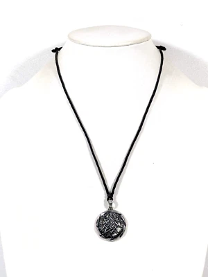 Collar ajustable con cordón negro amuleto nórdico vikingo tono plata 26 pulgadas Foto 1 de 4