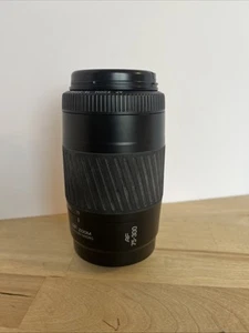 Minolta AF ZOOM 75-300mm F/4.5-5.6 Macro With Case - Picture 1 of 8