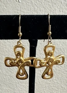 Pendientes colgantes firmados AK ANNE KLEIN tono dorado CRUZ - Imagen 1 de 6