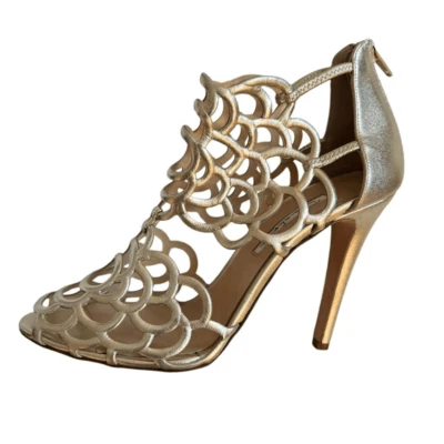 Oscar De La Renta Mujer Gladia Cuero Metálico Recortado Tacón Botín Sandalias Go Foto 1 de 4
