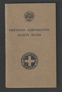 "Manual de reglas de seguridad Chrysler Corp 1940 para trabajadores automotrices 56 piezas 3""x5" - Imagen 1 de 2