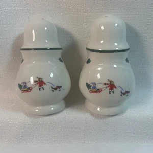 Pfaltzgraff Snow Village Salt & Pepper Shaker Set of 2 Holidays Winter Christmas - Picture 1 of 9