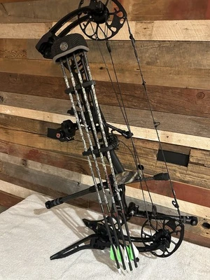 MATHEWS Phase 4 LH 28 дюймов правая сторона 65 фунтов, затемненные, с аксессуарами - Изображение 1 из 4