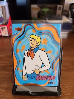 2025 Fleer Scooby Doo #12 Fred Parallel Jinkies! /25 - Image 1 of 3