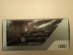 Audi Dealer Model By Spark 1:43 501.17.053.33 Audi A5 Cabriolet Green Sealed - Picture 1 of 12