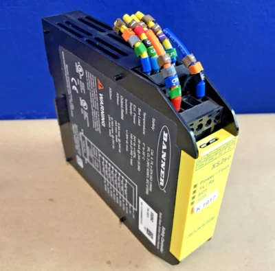 Banner XS2SO Solid State Safety Output Module - Image 1 of 4