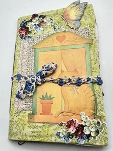 Giornale spazzatura tema gatto e farfalla lotto carta tinta caffè per diario - Foto 1 di 10